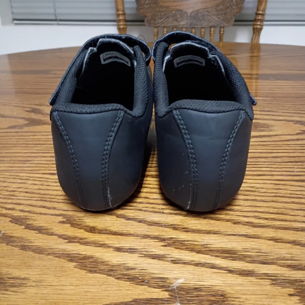 Bontrager Solstice Road Cycling Shoes Black Mens US 9 EUR 42 Cleats Included